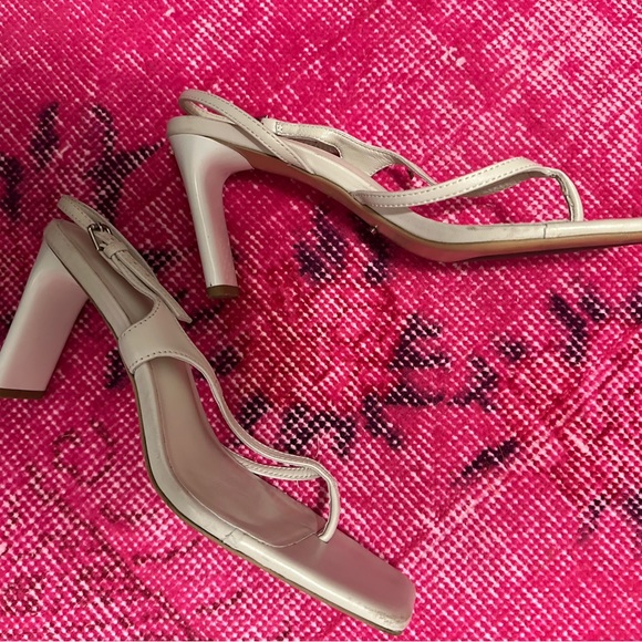 White tony bianco heels - Picture 3 of 3